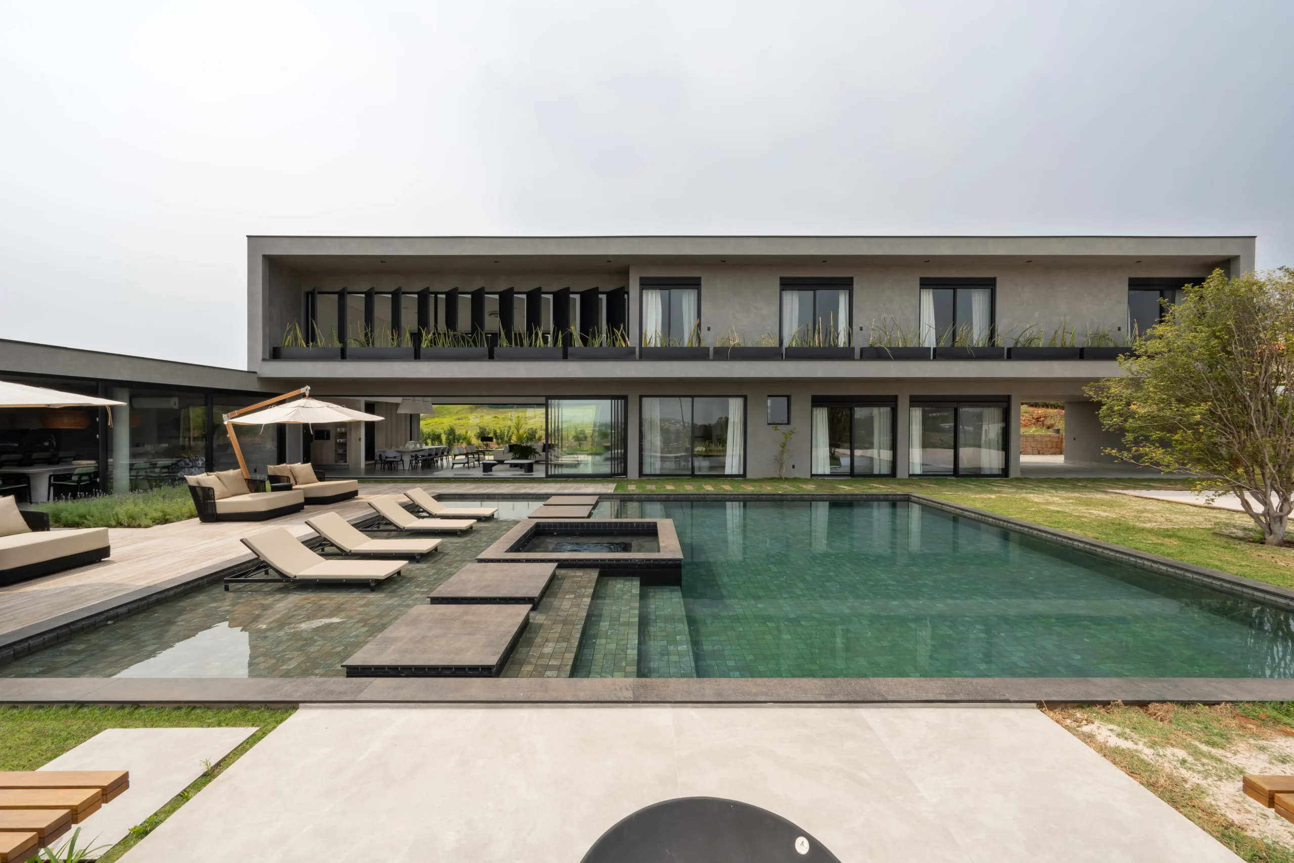Construção de casas de alto padrão: o que considerar antes de iniciar sua obra